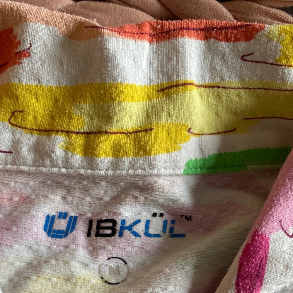 Ibkul UPF 50 Quarter Zip Top -M yellow pink orange , nylon spandex - Picture 2 of 5